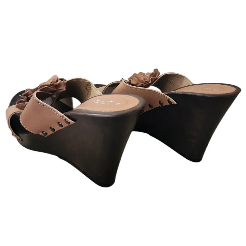 Aldo Tan Leather Wedge heel Size 9 NWOT
